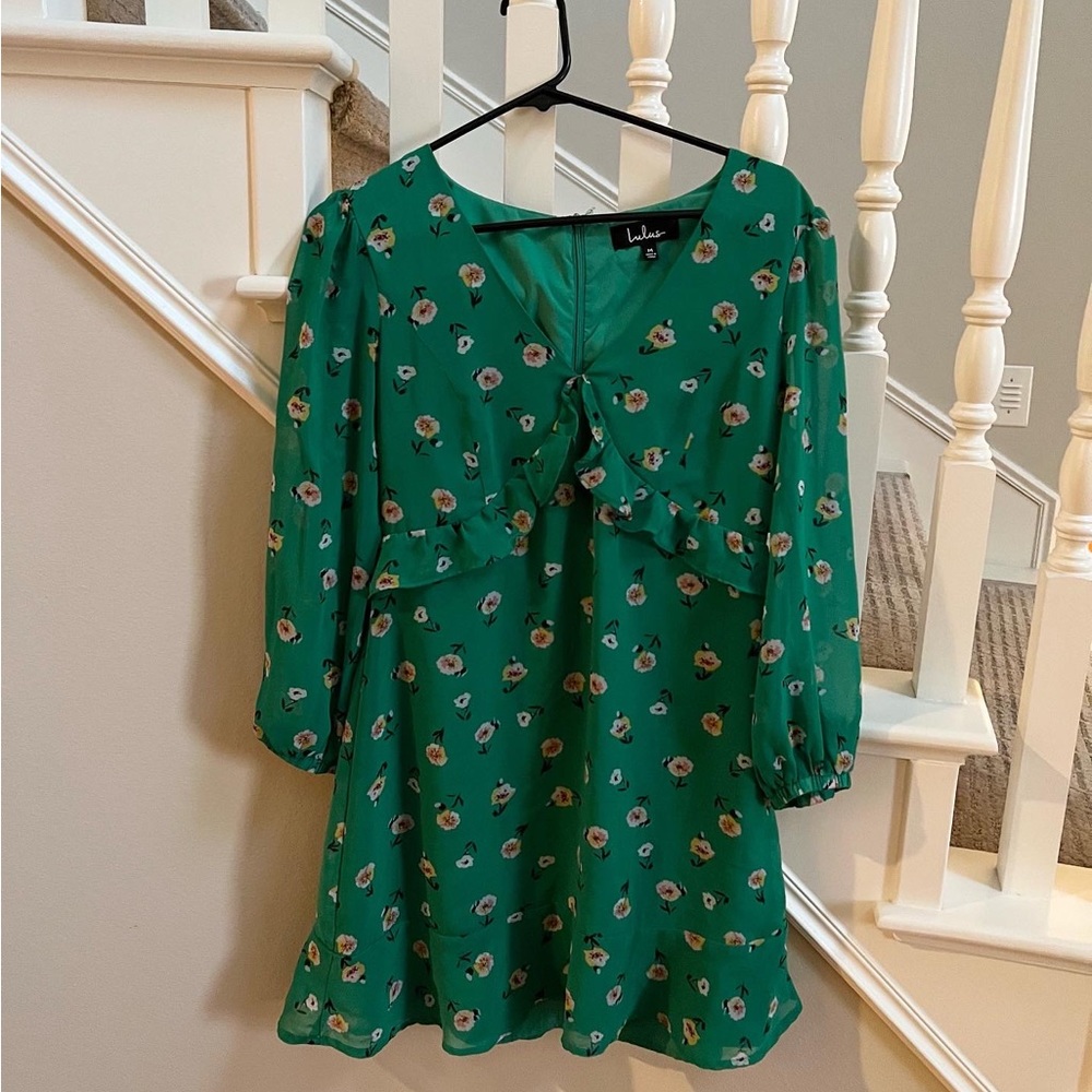 Lulus Green Dress 🍀